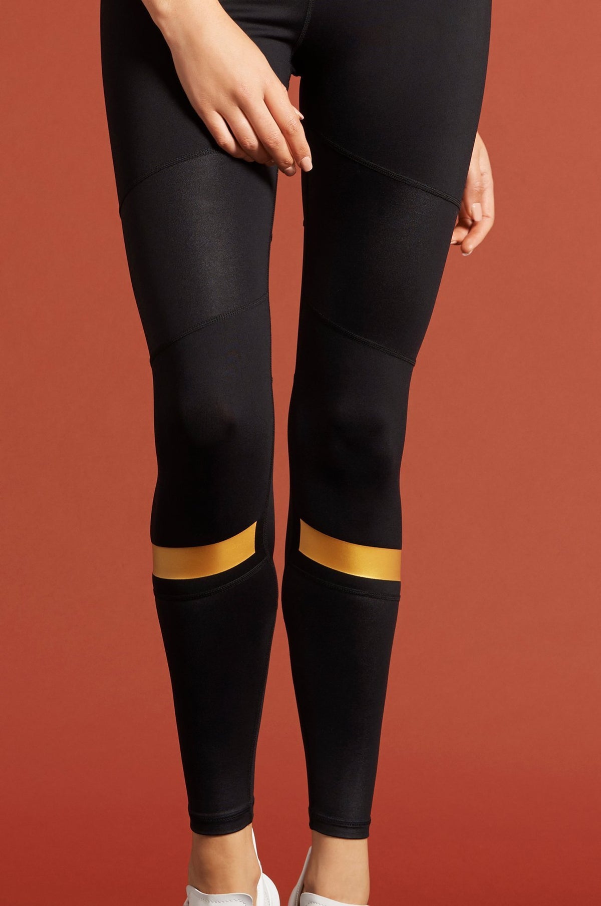 OBLADI PERFORMANCE LEGGING BLACK